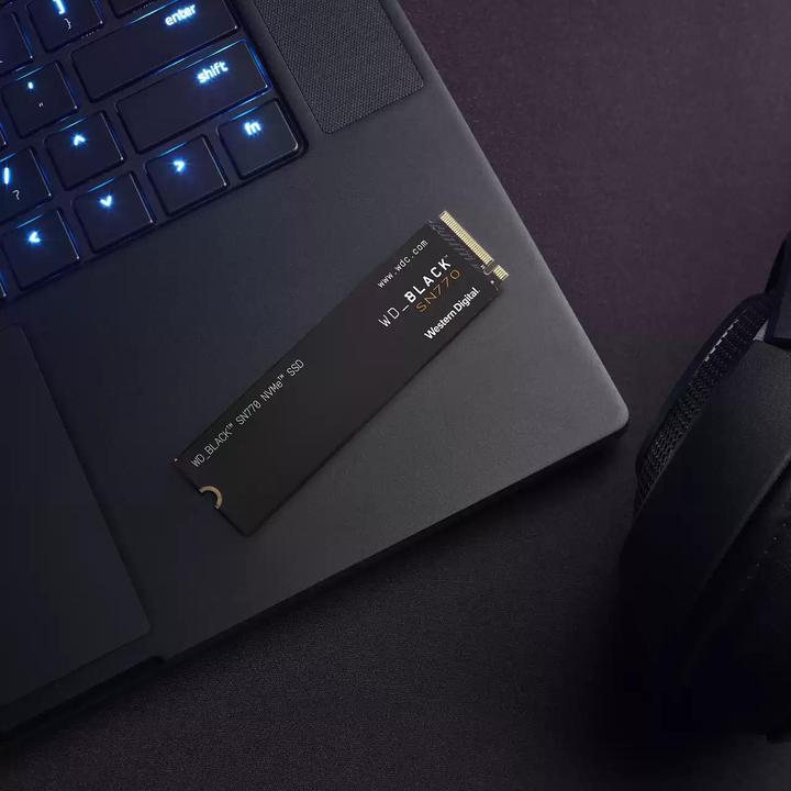 Image du produit WD Noir SSD 500GB SN770 NvMe (500 Go, M.2 2280)
