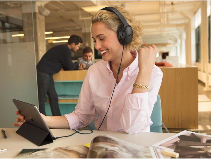 Produktbild Bose QuietComfort 25 (iOS Remote) (ANC, 35 h)