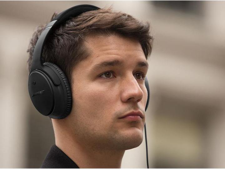 Produktbild Bose QuietComfort 25 (iOS Remote) (ANC, 35 h)