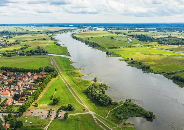 Image du produit Rad, Land, Fluss (Allemand, Alexandra Schlüter, 2022)