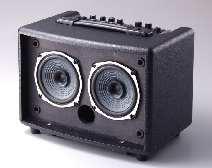 Produktbild Roland AC-33 Gitarrenverstärker (Gitarre, 30 W)
