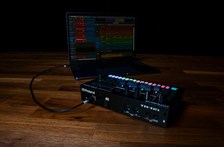 Actual product image Roland TR-6S Rhythm Performer