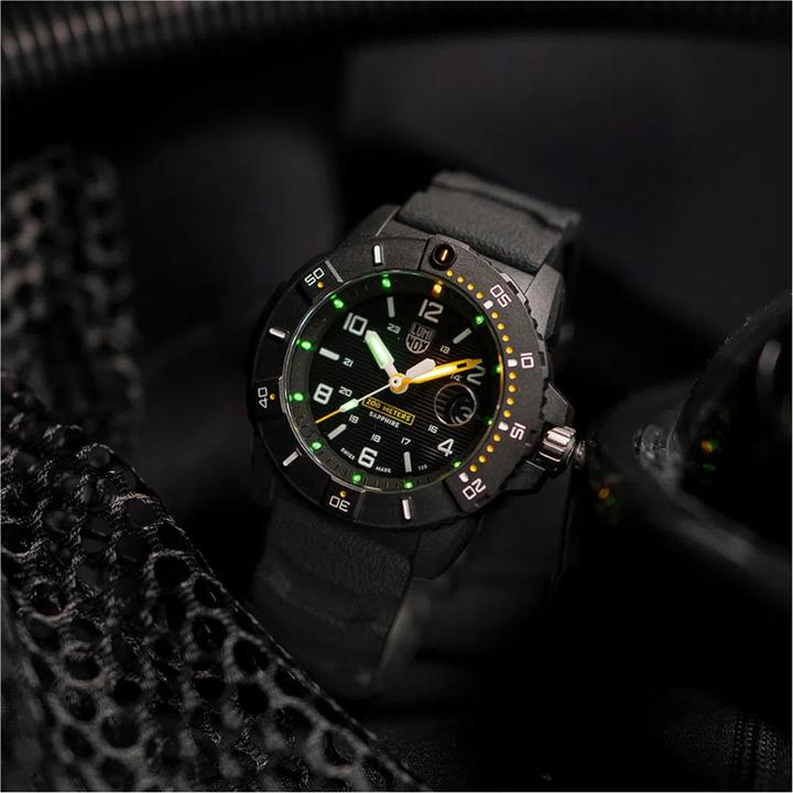 Immagine prodotto Luminox Navy Seal 3600 (Orologio da polso analogico, Fatto in Svizzera, 45 mm)