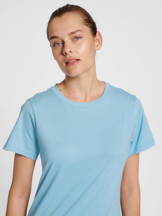 Actual product image hummel Hmlred Basic T-Shirt S/S Woman (XL)