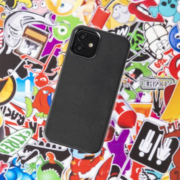 Actual product image Hama MagCase Finest Sense (Apple iPhone 13 mini)