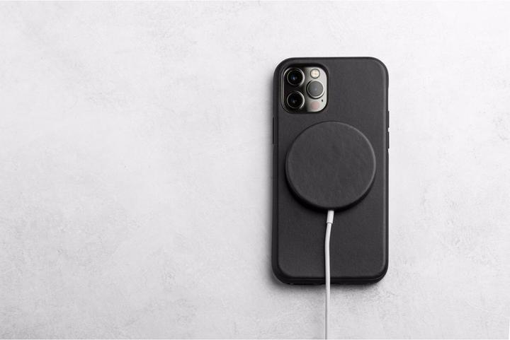 Actual product image Nomad Case for MagSafe Cable Black Leather