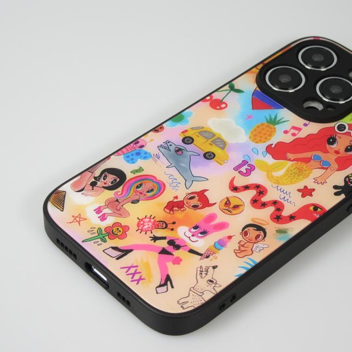 Produktbild PhoneLook Hülle Karol G Hot cartoons mit brillanter Oberfläche mit schwarzen Silikon Rändern (Apple iPhone 14 Pro)