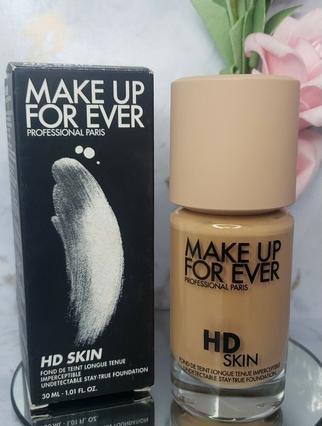 Produktbild Make Up For Ever HD Skin Undetectable Stay-True Foundation (2Y30 Warm Sand)