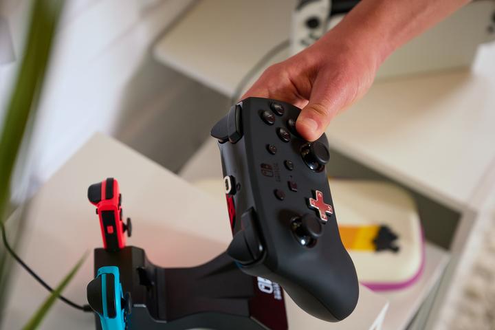 Productafbeelding PowerA Controller-oplaadstation door voor Nintendo Switch (Switch, Switch OLED)