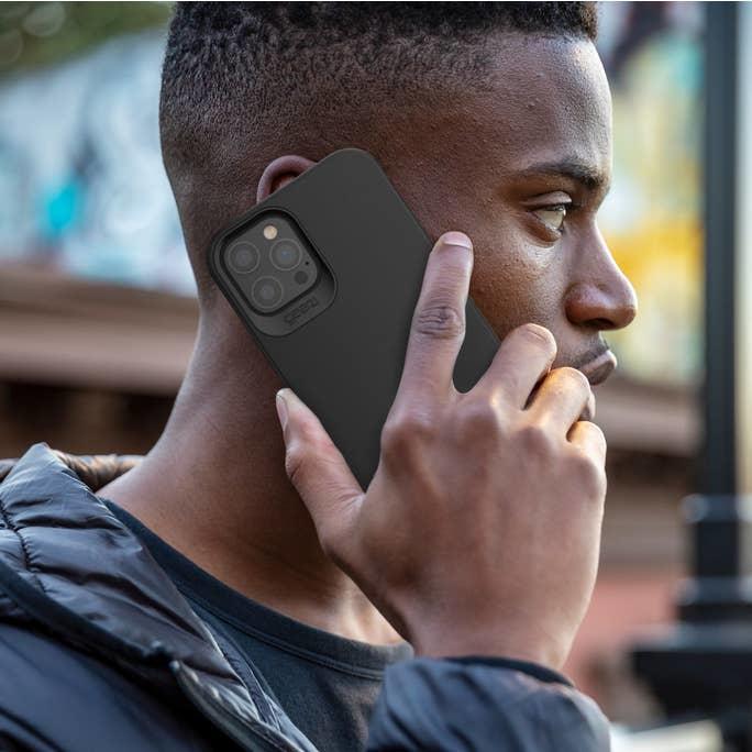 Actual product image gear4 Holborn Slim (Apple iPhone 12 Pro Max)