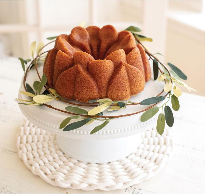Immagine prodotto Nordic Ware - Teglia da forno Magnolia Bundt (25.10 cm)