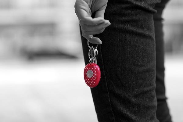 Immagine prodotto Ila Pebble - Allarme per il portachiavi ROSSO