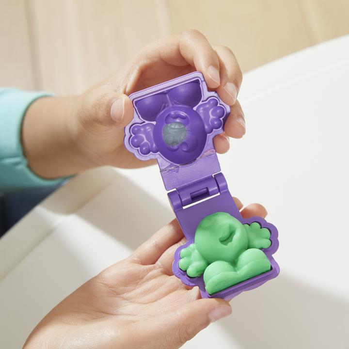 Actual product image Hasbro Gaming Pigeon flight (Greek)
