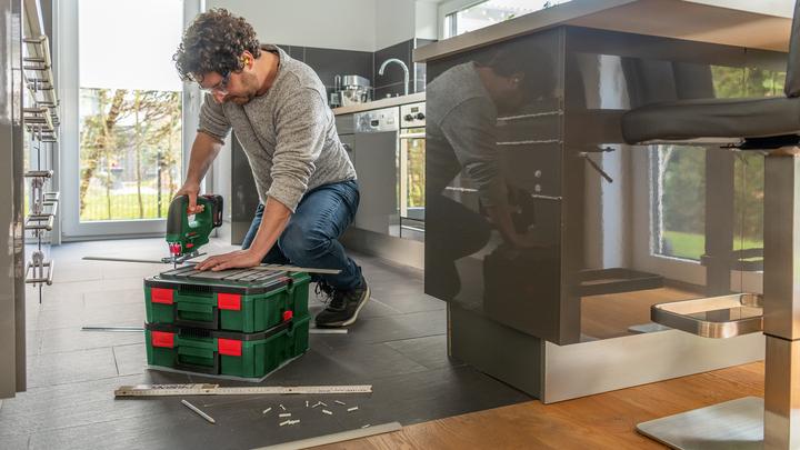 Actual product image Bosch Home & Garden UniversalSaw 18V-100