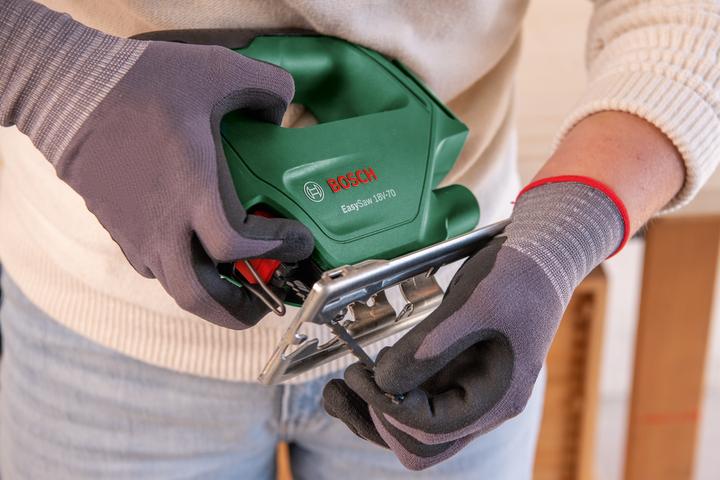 Actual product image Bosch Home & Garden EasySaw 18V-70