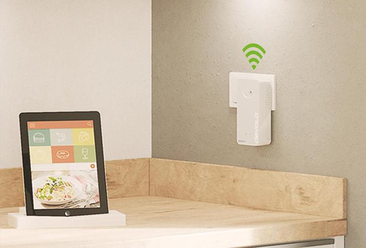 Produktbild Devolo Magic 1 WiFi Multiroom Kit 2-1-3 (1200 Mbit/s)