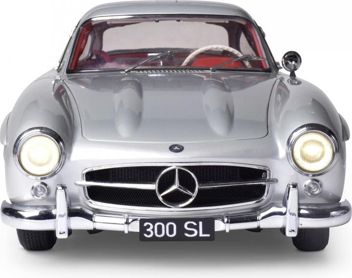Produktbild 1:8 IXO Mercedes 300 SL Silber