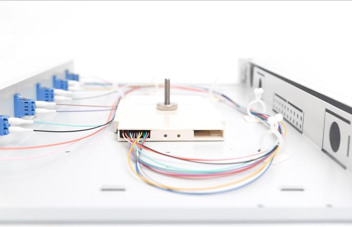 Image du produit Digitus Boîtier d’épissure à fibre optique, équipé, LC, OS2 (S/UTP, CAT7, 0.28 m)