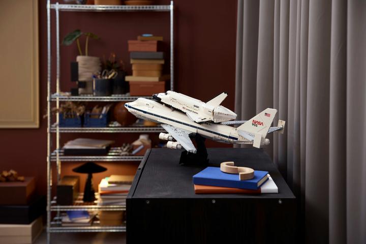 Immagine prodotto LEGO 10360 Spaceshuttle-Transport-Jumbo
