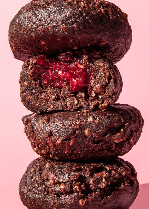 Actual product image KoRo Organic date-based snack ball with sweet raspberry-flavoured filling (Raspberry, 30 g)