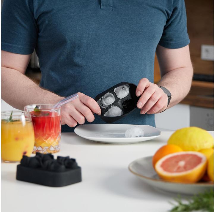 Actual product image Relaxdays 2x skull ice cube mould