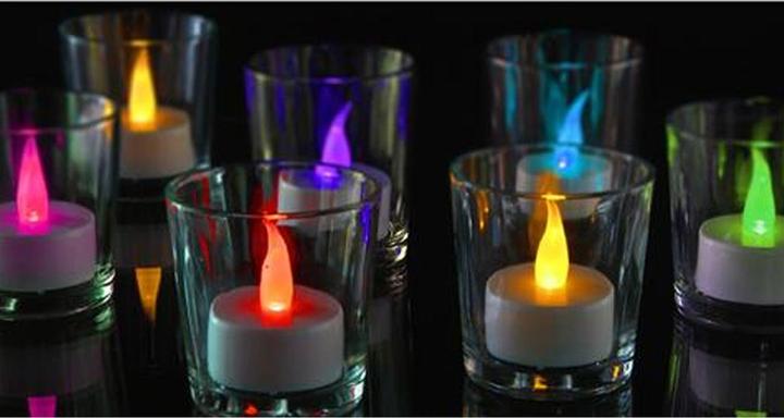 Produktbild Cepewa Flackerndes LED-Teelicht mit Farbwechsel, 2 Stück, inkl. 6h Timer, Ø 4cm (2 x)