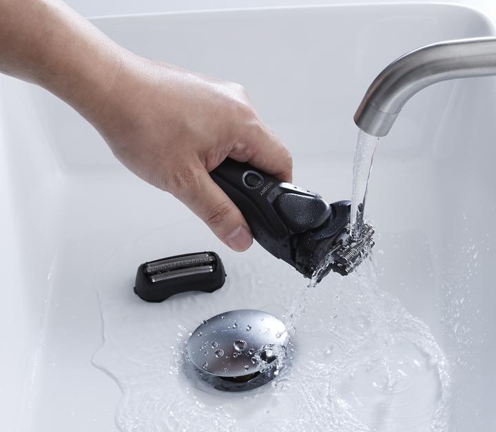 Actual product image Panasonic ES-RT37
