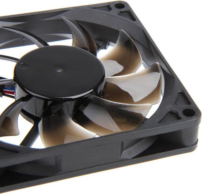 Actual product image Noiseblocker BlackSilent PRO (80 mm, 1 x)