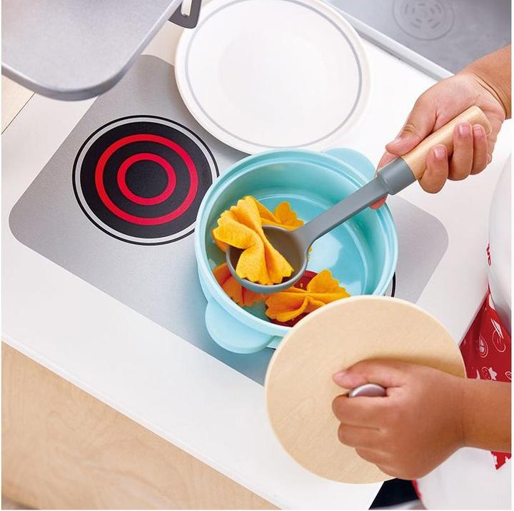 Actual product image Hape Little Chef Cook & Serving Set