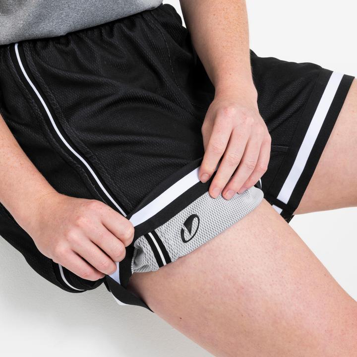 Produktbild Kipsta Damen/Herren Basketball Shorts wendbar leicht - SHR 500 schwarz-weiss (XS)