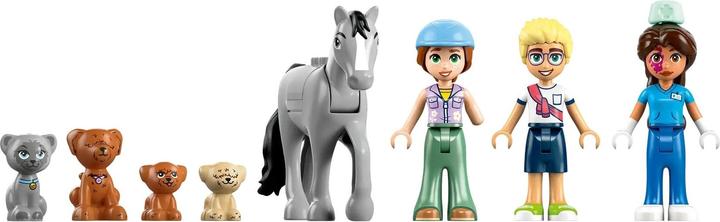 Actual product image LEGO Tierarztpraxis für Pferde und Haustiere (42651, LEGO Friends)
