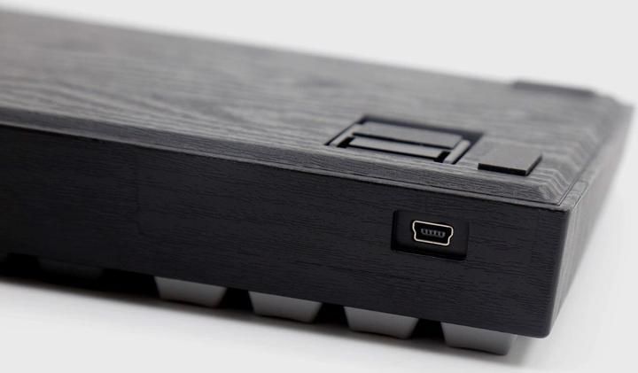 Actual product image Varmilo Moonlight VA109 (CH, Cable)