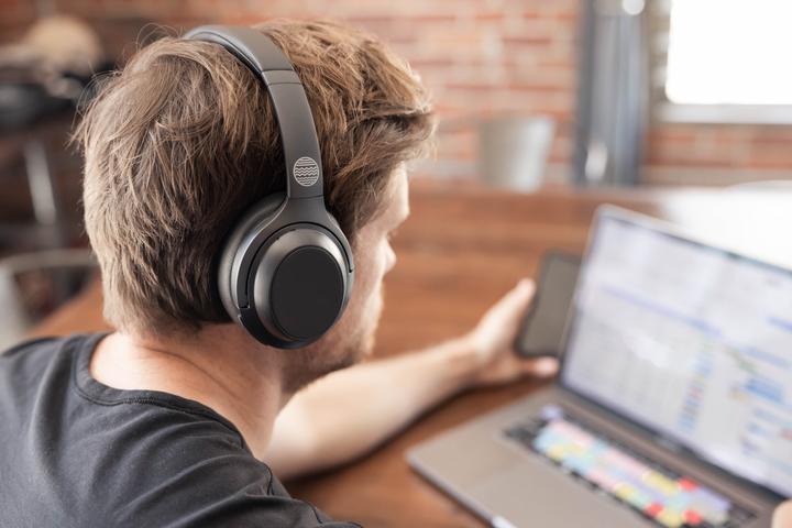 Produktbild Our Pure Planet Signature Headphones (ANC, 45 h, Kabellos, Kabelgebunden)