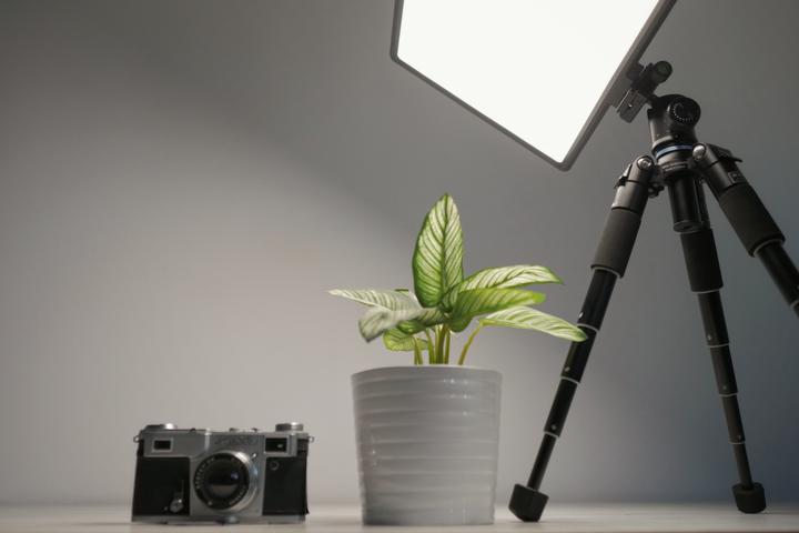 Actual product image Newell Air 1100 (Surface luminaire)