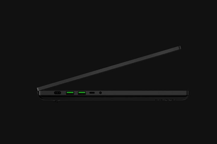 Immagine prodotto Razer Blade 16 (16", Intel Core i9-14900HX, 16 GB, 1000 GB, DE)