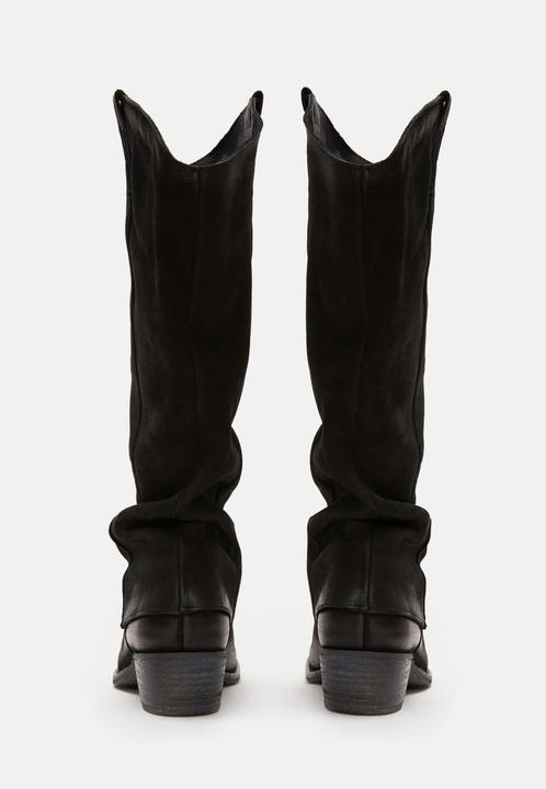 Produktbild Felmini Dresa C833, der mittelhohe Stiefel, besticht durch eine Mischung aus Raffinesse und Einzigar (37)