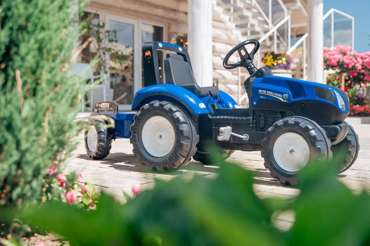 Produktbild Falk Toys New Holland Traktor + Anh. M
