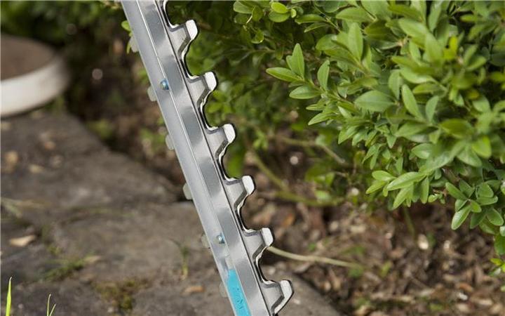 Actual product image Gardena EasyCut 420/45 (Electric hedge trimmer)