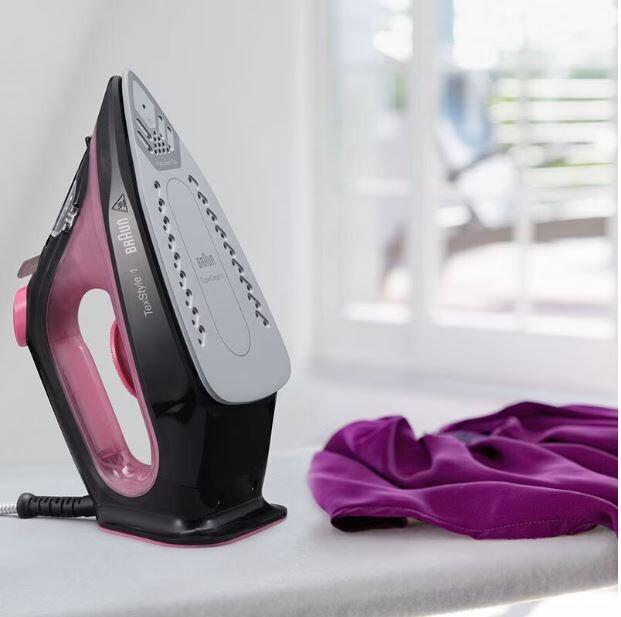 Actual product image Braun TexStyle 1 Dry & Steam Iron Ceramic Sole, Purple (2000 W, 130 g/min)