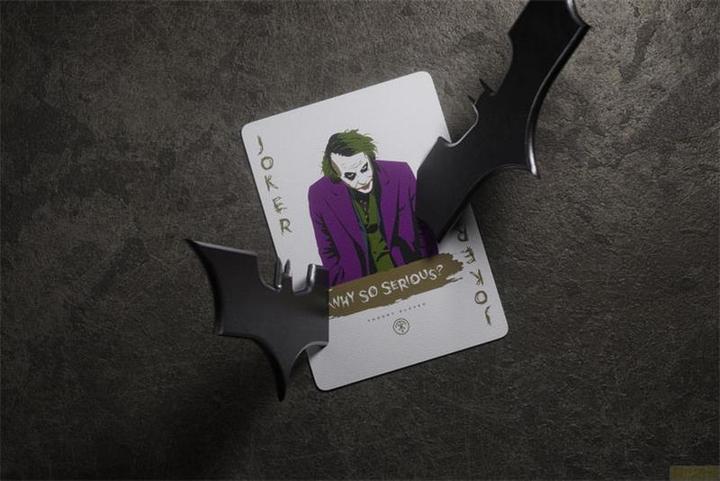 Immagine prodotto Theory11 Carte da gioco del Cavaliere Oscuro di Batman | teoria11 (Inglese)