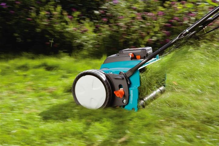 Actual product image Gardena 380Li (Rechargeable battery operated)