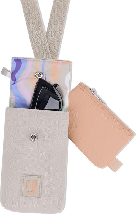 Actual product image Johnny Urban Juno mobile phone case