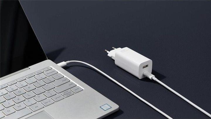 Actual product image Xiaomi Mi Fast Charger with GaN Tech (65 W)