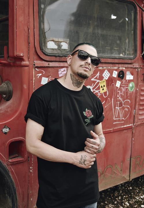 Actual product image Mister Tee Rose Tee (S)