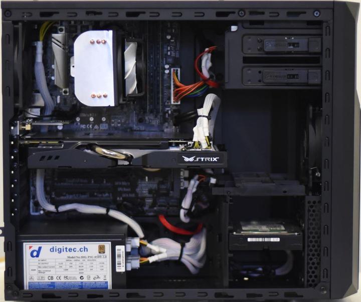 Actual product image Digitec X3000 (Intel Core i7-6700K, 16 GB, 250 GB)
