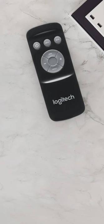 Actual product image Logitech Z906