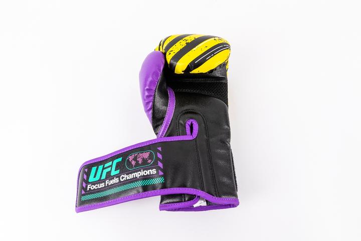 Actual product image UFC Prodigy Youth Boxing Training Glove, 6oz (6 OZ)