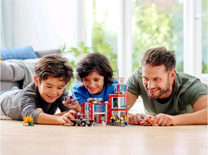 Image du produit LEGO La caserne de pompiers (60215, LEGO City)