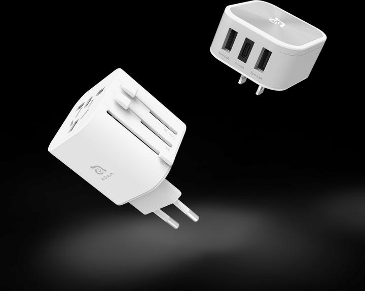 Produktbild Adam Elements OMNIA T3 | Weiss | Universal-Reiseadapter mit USB-C und USB-A Ladeanschlüssen