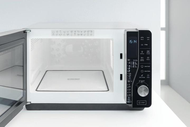 Actual product image Whirlpool MWF 427 SL Microwave Extra Space (EU plug, 25 l)